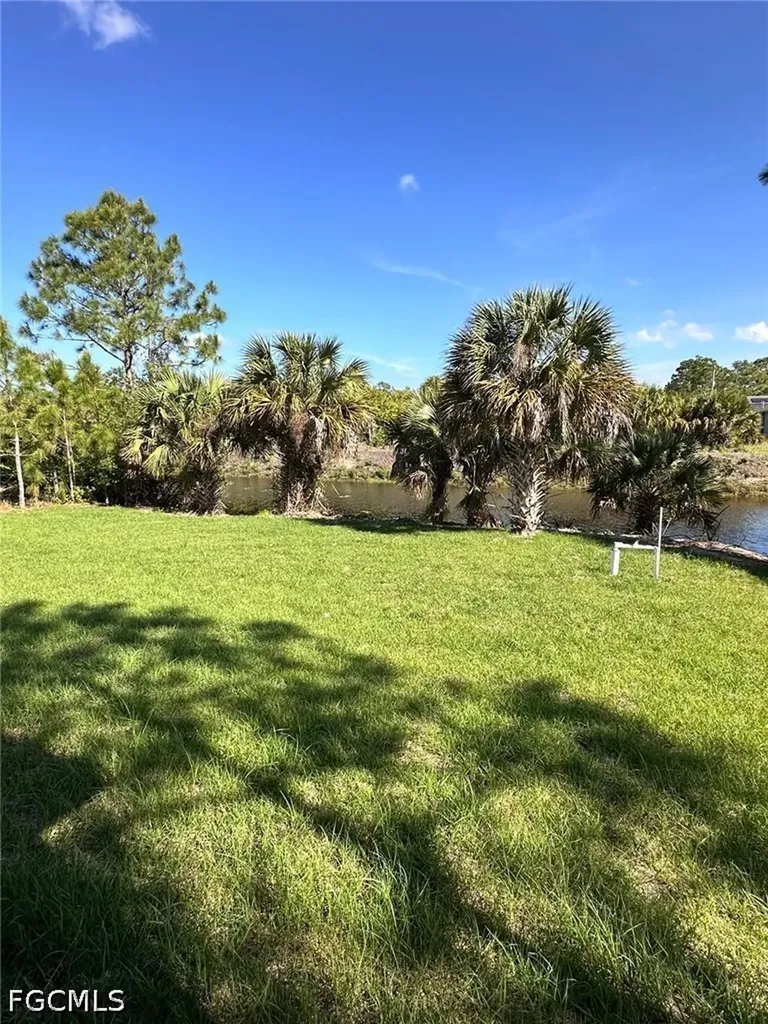 1137 Augusta Street E Lehigh Acres FL 33974