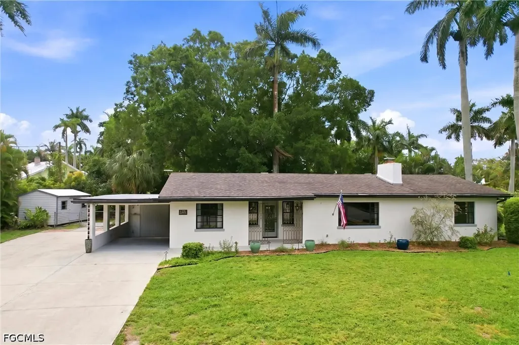 2706 Rhode Island Avenue Fort Myers FL 33916