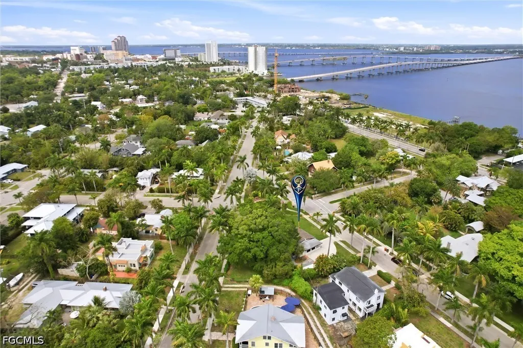 2706 Rhode Island Avenue Fort Myers FL 33916