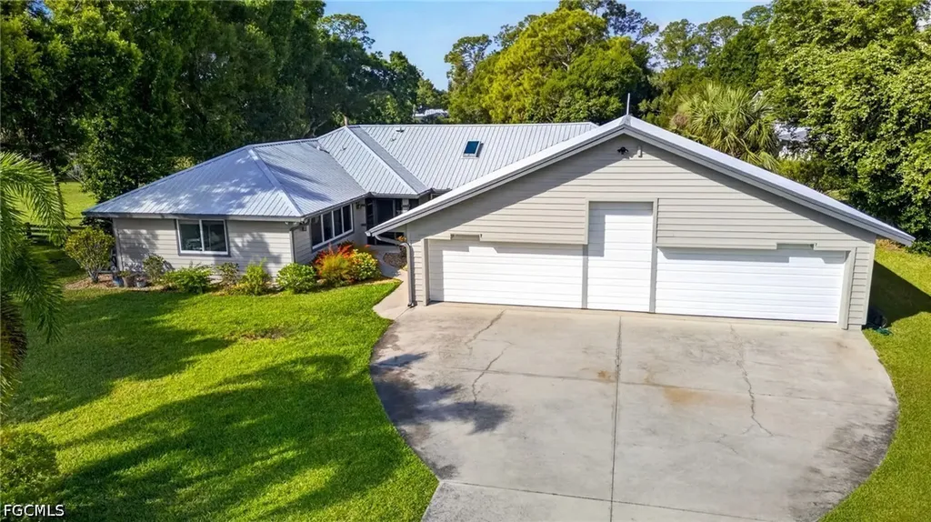 6810 Tech Court Fort Myers FL 33905