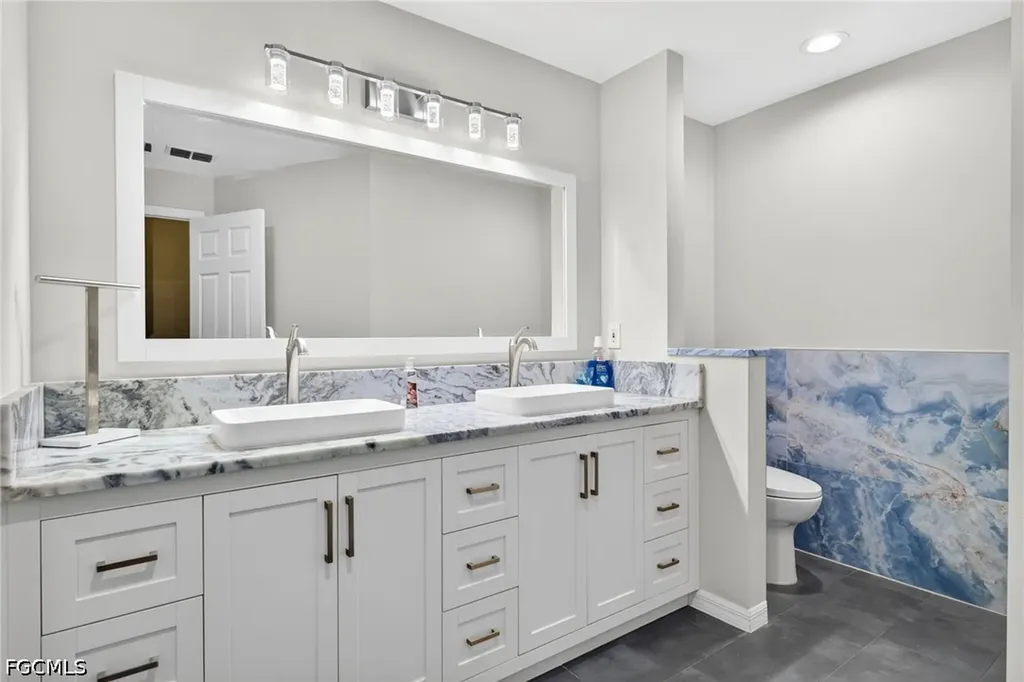 6810 Tech Court Fort Myers FL 33905