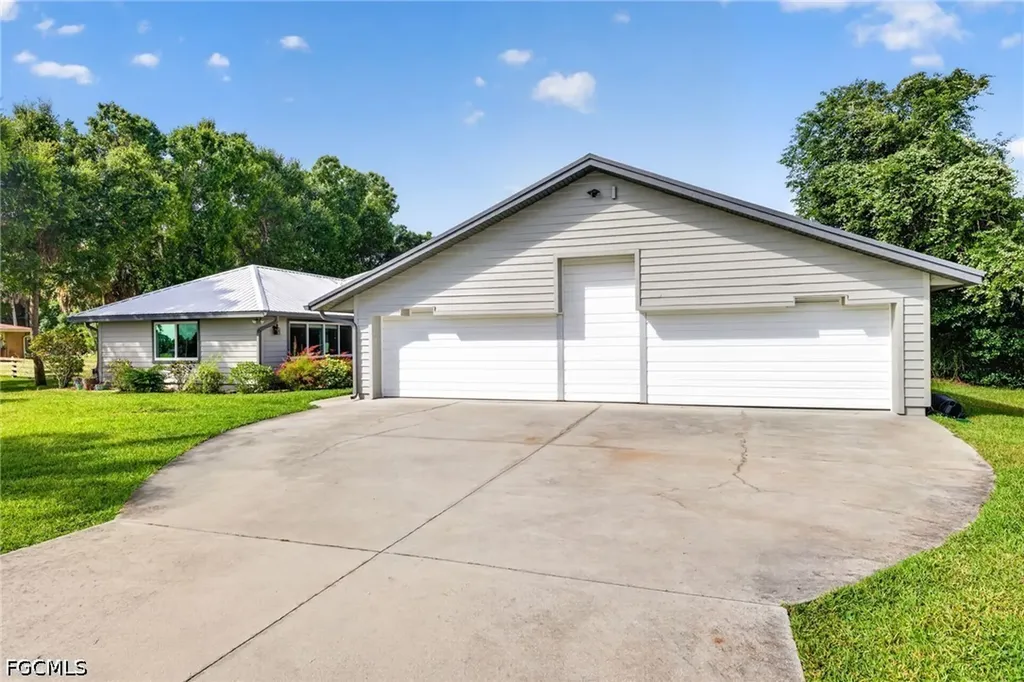 6810 Tech Court Fort Myers FL 33905