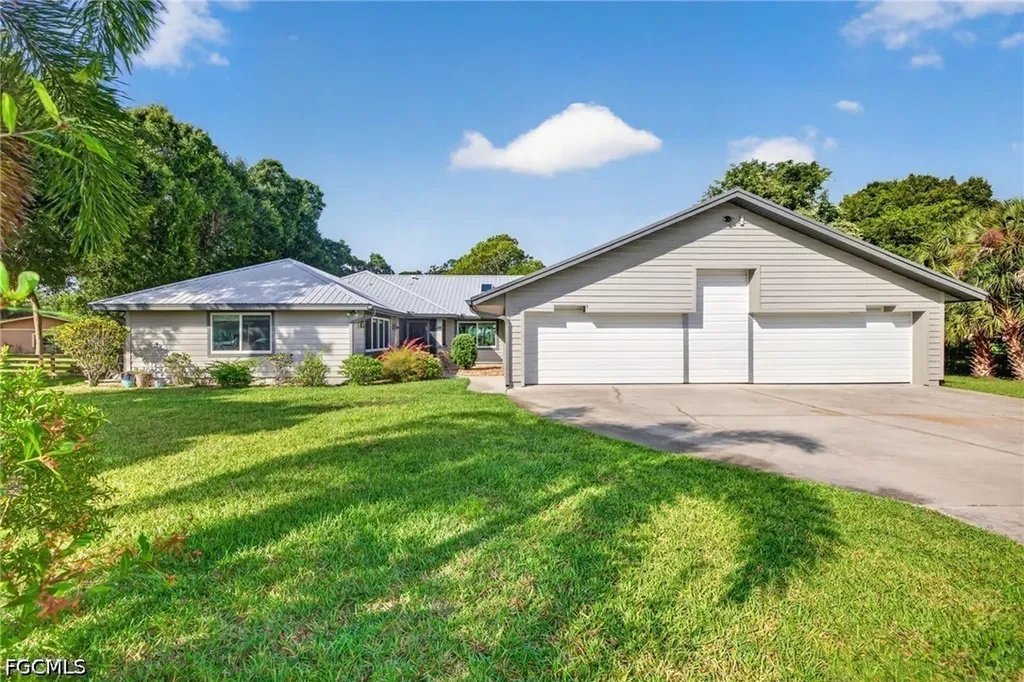 6810 Tech Court Fort Myers FL 33905