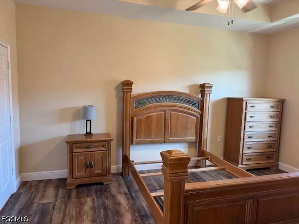 1502 SW 50th Street Cape Coral FL 33914