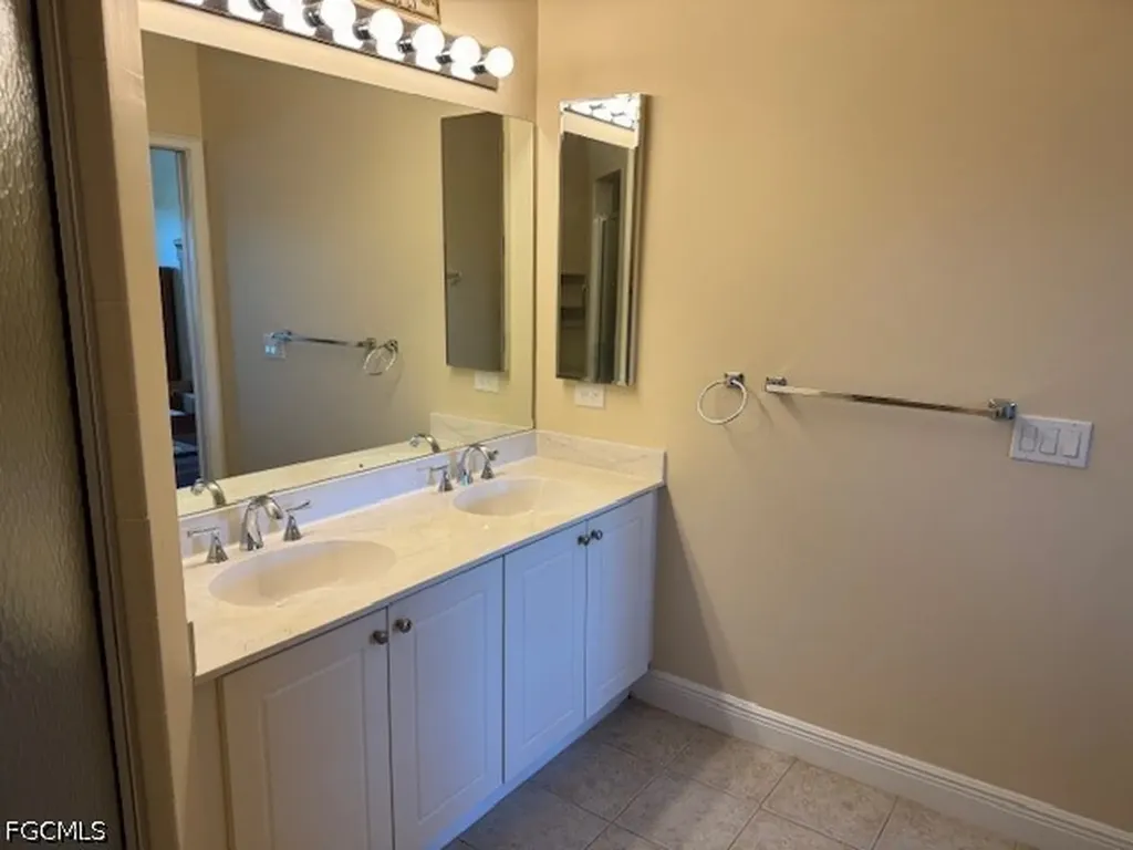 1502 SW 50th Street Cape Coral FL 33914