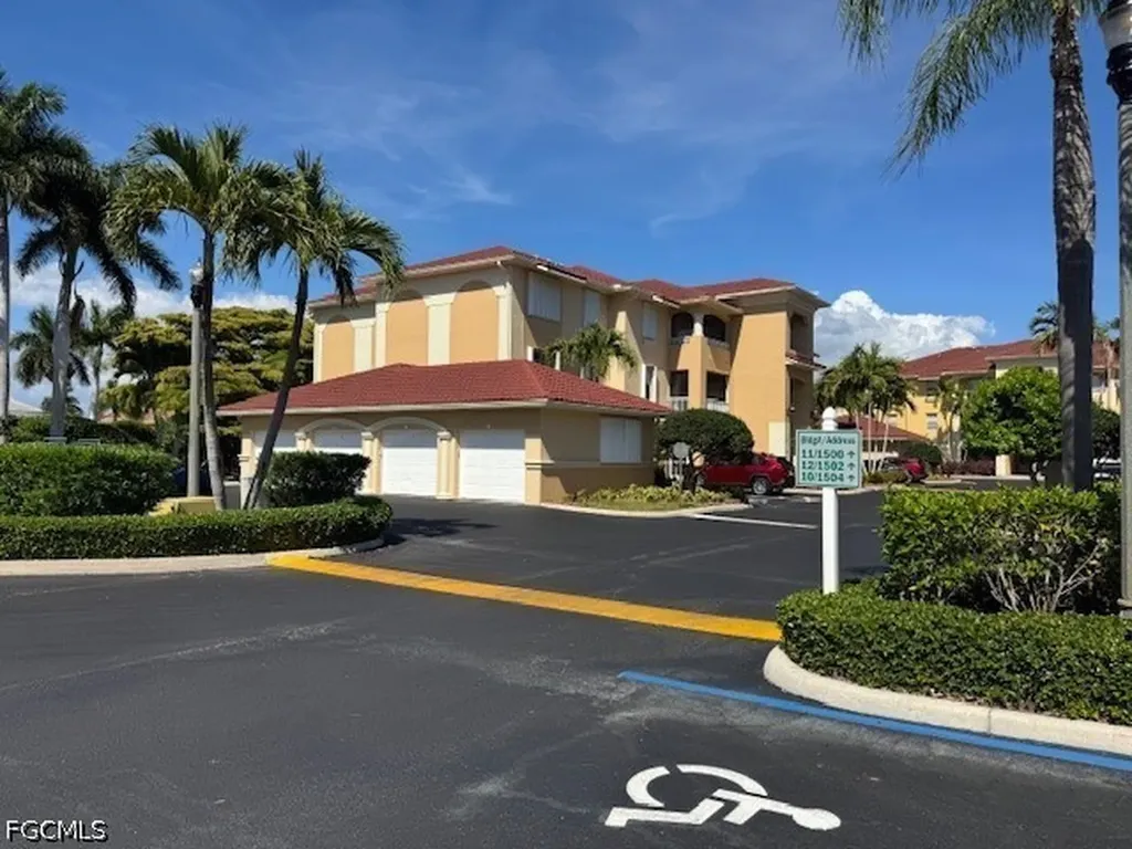 1502 SW 50th Street Cape Coral FL 33914