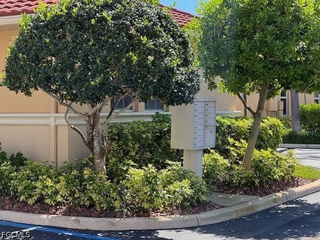 1502 SW 50th Street Cape Coral FL 33914