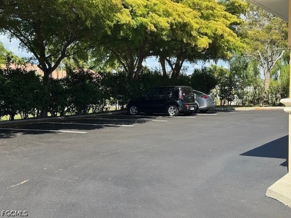1502 SW 50th Street Cape Coral FL 33914