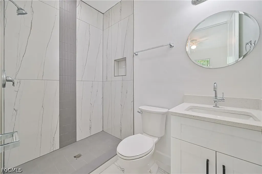2219 Carver Avenue Fort Myers FL 33916