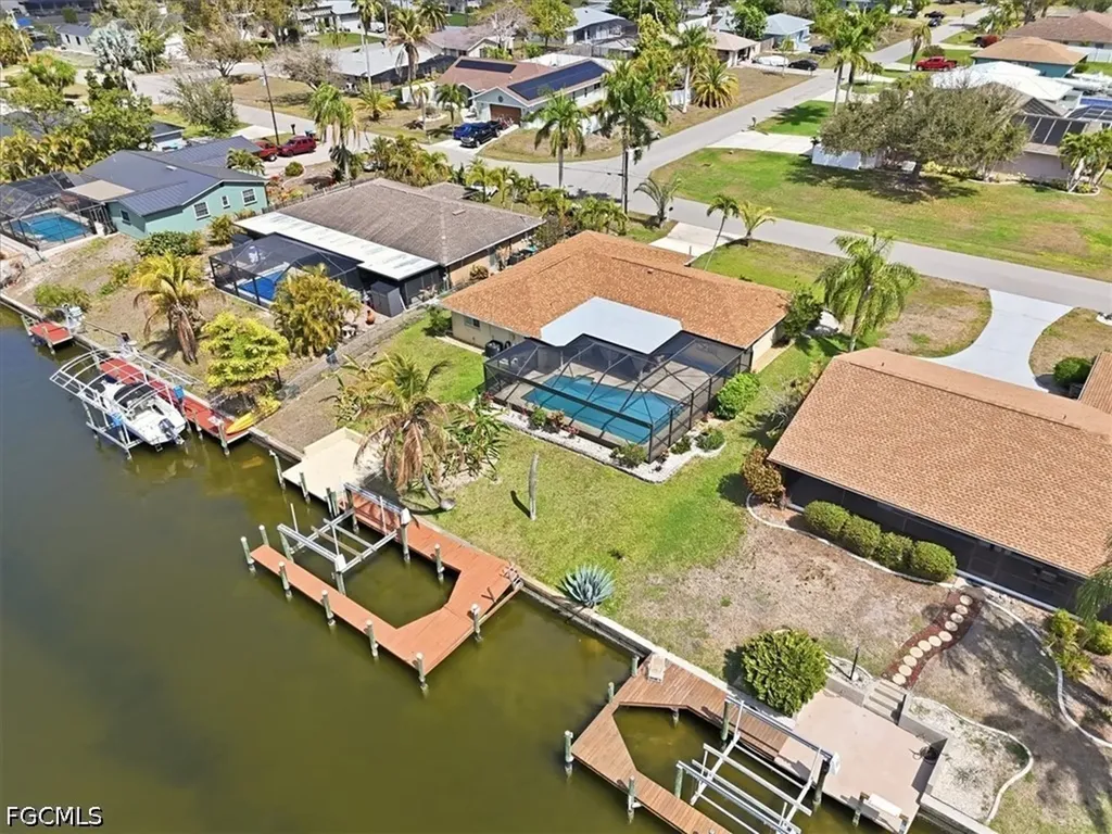 3226 SE 2nd Avenue Cape Coral FL 33904
