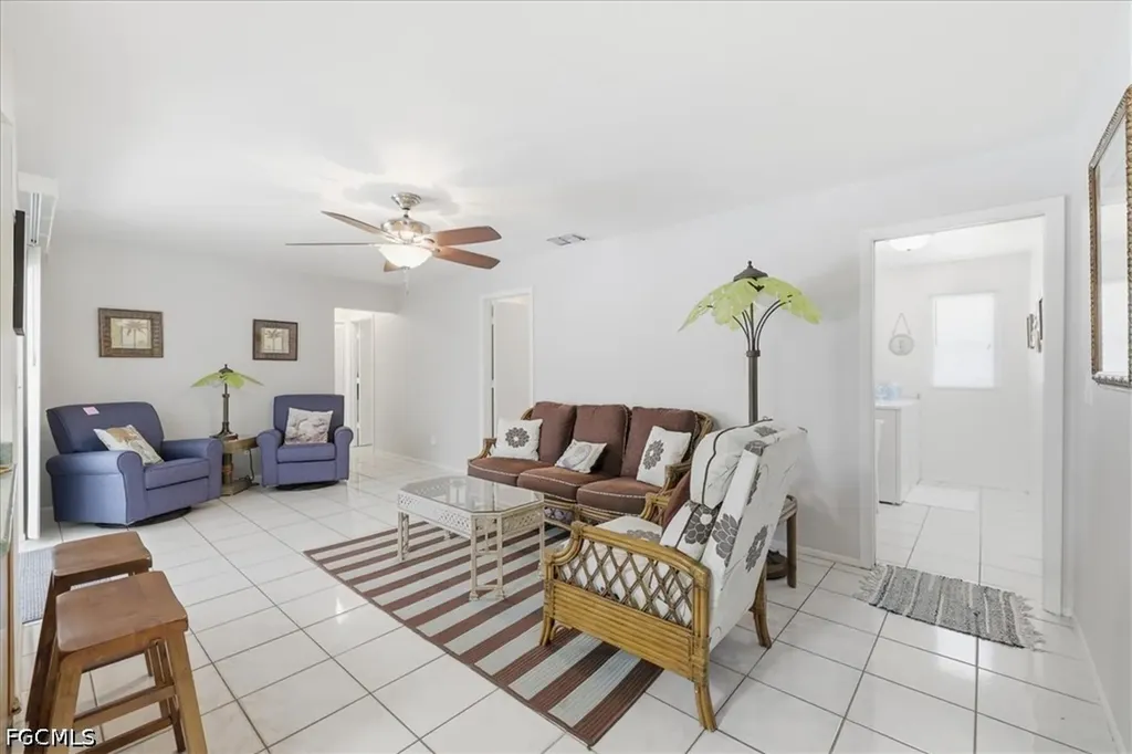3226 SE 2nd Avenue Cape Coral FL 33904