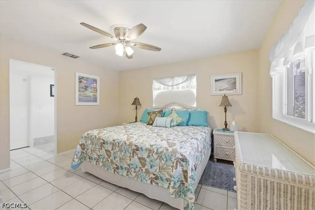 3226 SE 2nd Avenue Cape Coral FL 33904