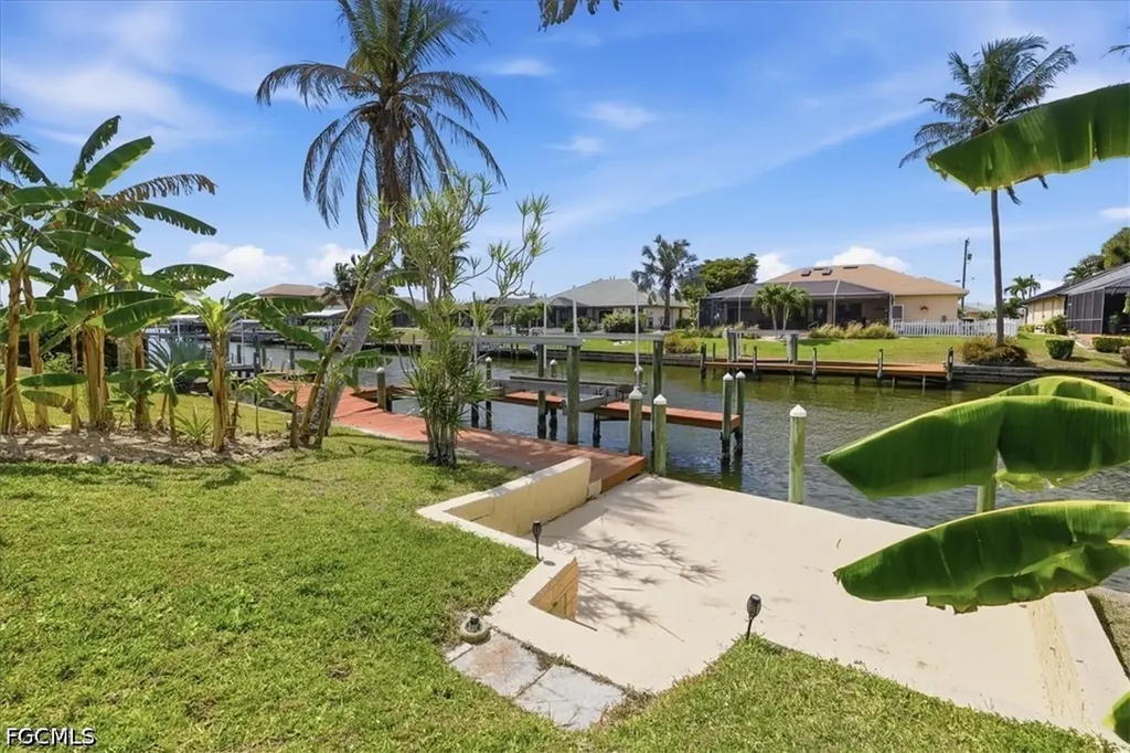3226 SE 2nd Avenue Cape Coral FL 33904