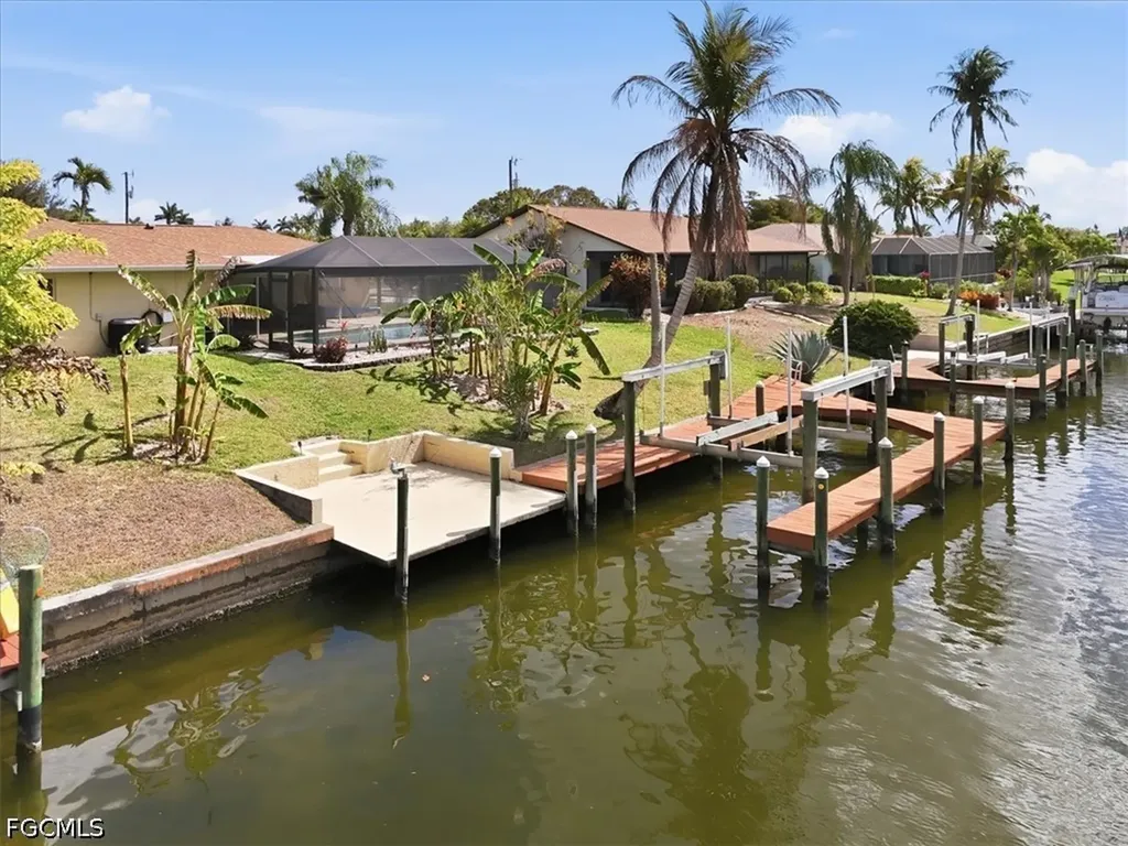 3226 SE 2nd Avenue Cape Coral FL 33904