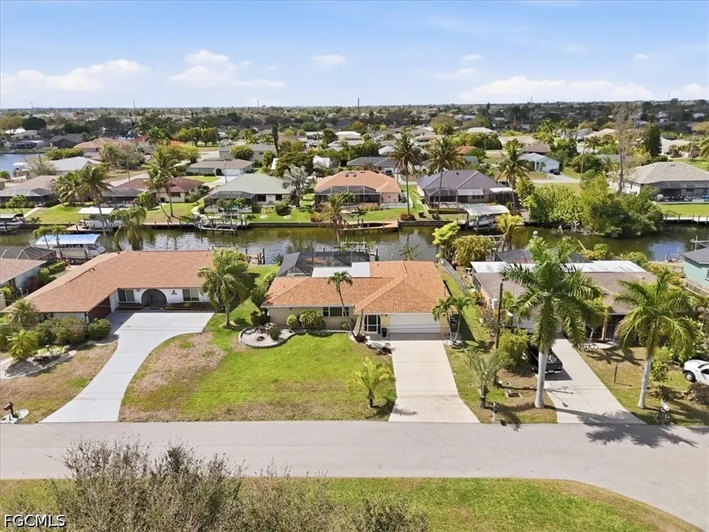 3226 SE 2nd Avenue Cape Coral FL 33904