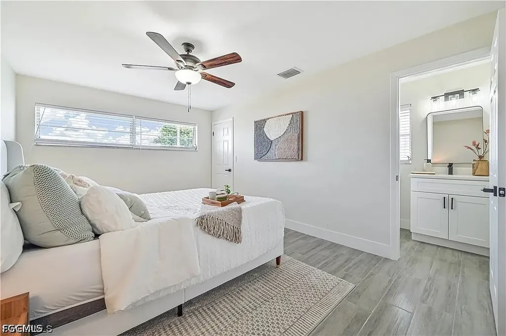 2627 SE 18th Place Cape Coral FL 33904