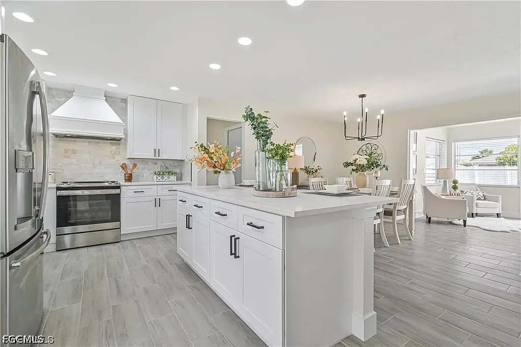 2627 SE 18th Place Cape Coral FL 33904