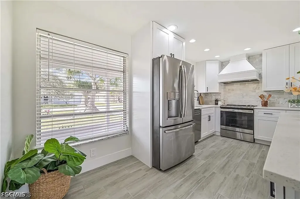 2627 SE 18th Place Cape Coral FL 33904