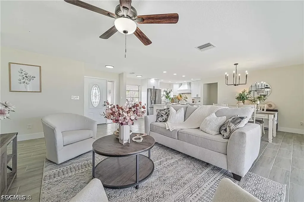 2627 SE 18th Place Cape Coral FL 33904