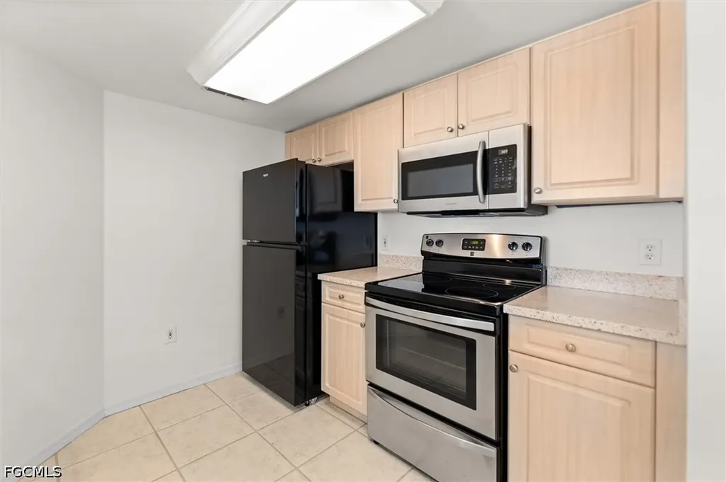 1753 Four Mile Cove Parkway Cape Coral FL 33990