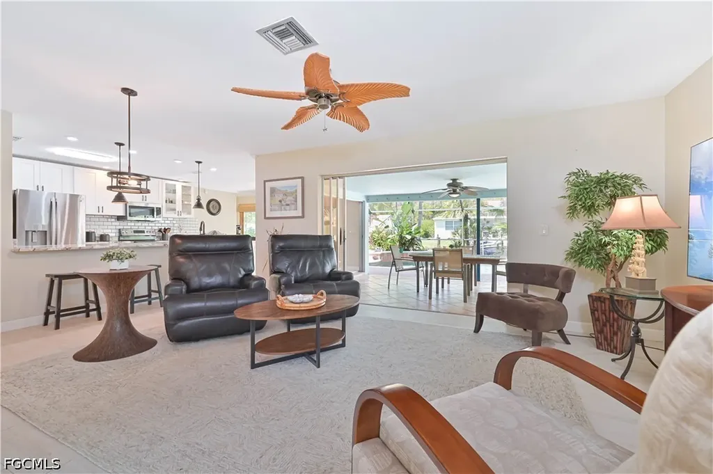 1910 Oak Drive Alva FL 33920