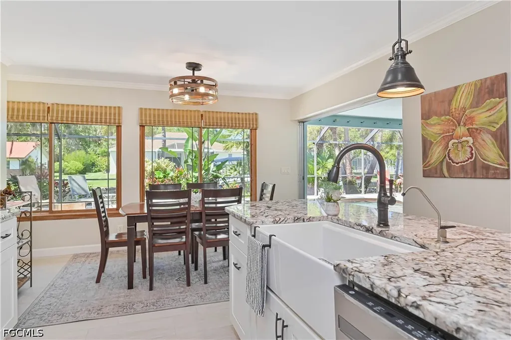 1910 Oak Drive Alva FL 33920