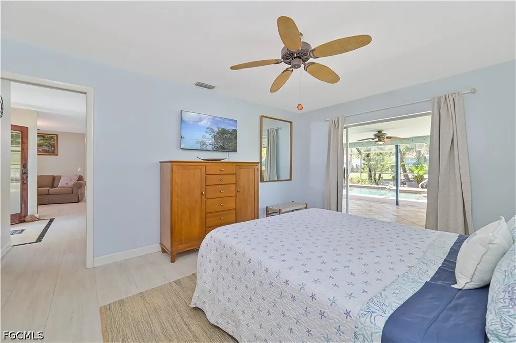 1910 Oak Drive Alva FL 33920