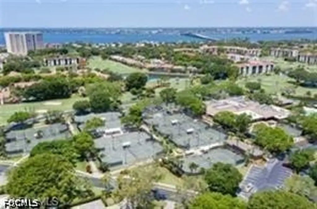 4841 Springline Drive Fort Myers FL 33919