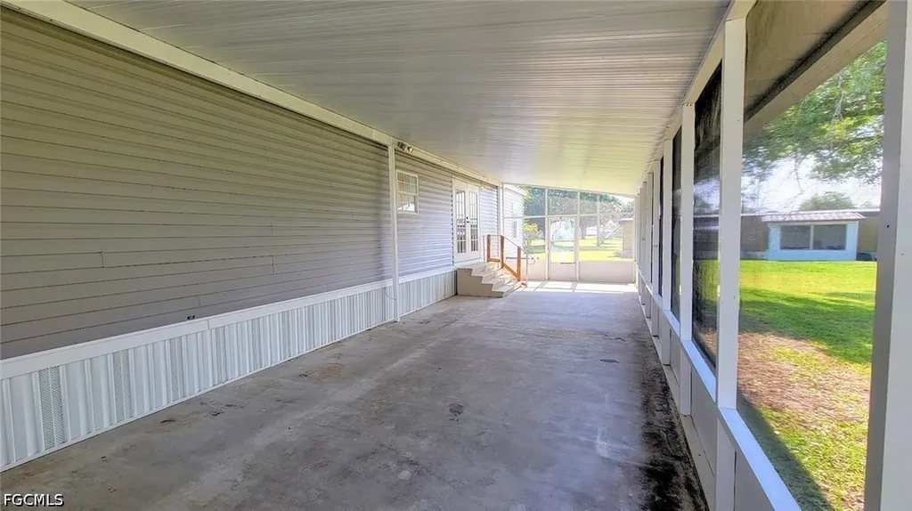 1047 Mayford Lake Road Moore Haven FL 33471