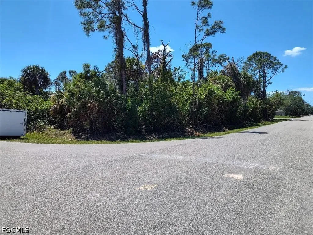 Tbd Canoe Lane North Port FL 34286