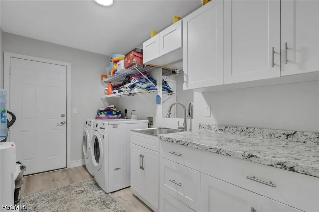 228 Aviation Parkway Cape Coral FL 33904