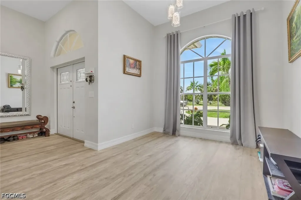 228 Aviation Parkway Cape Coral FL 33904