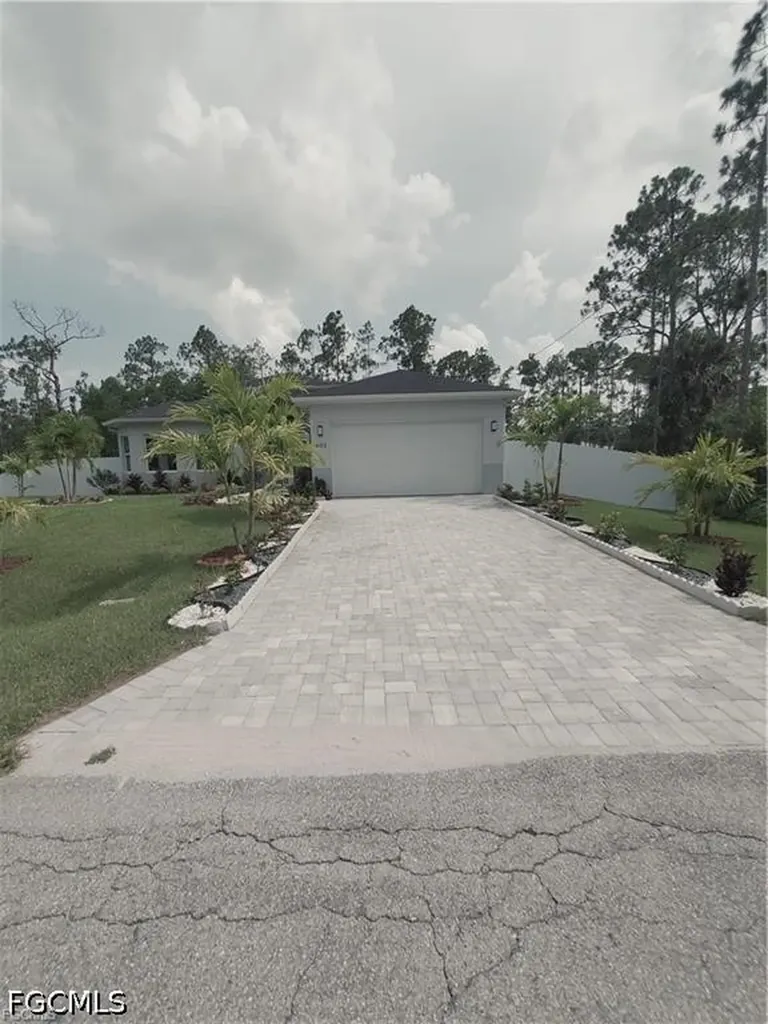 603 W 9th Street Lehigh Acres FL 33972