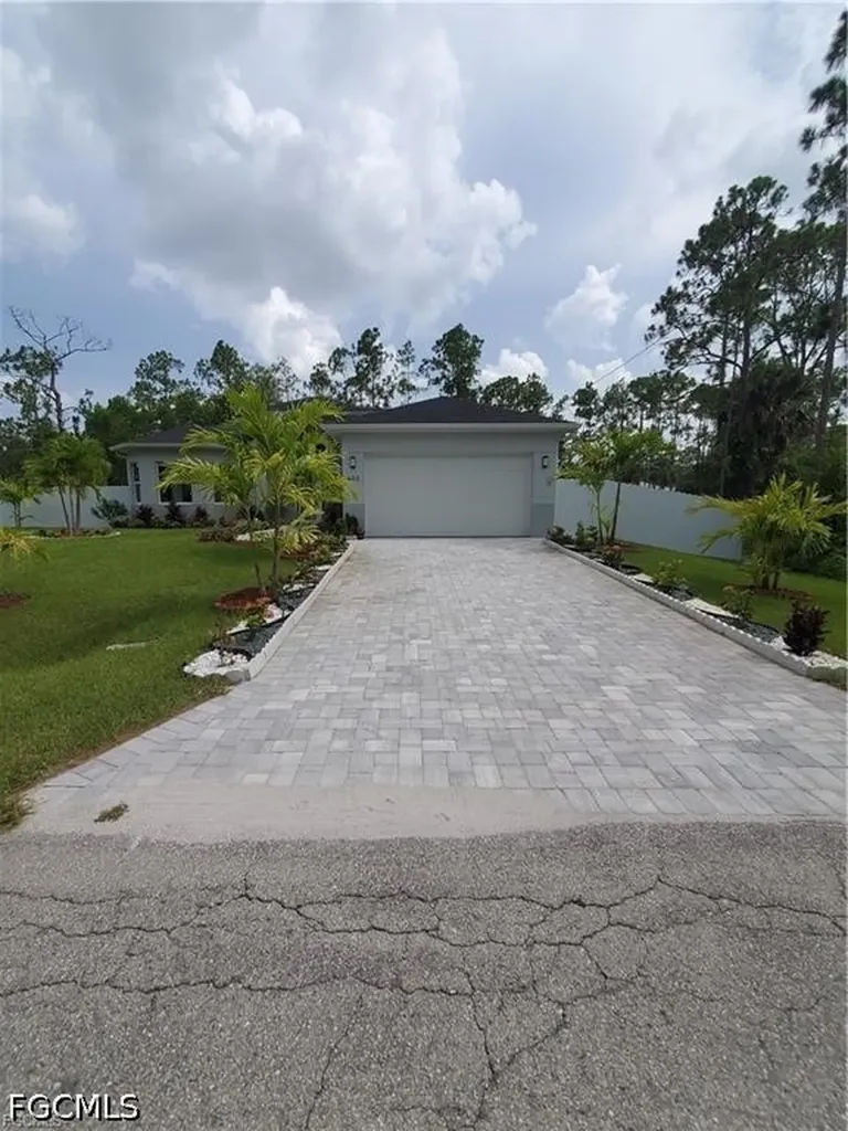 603 W 9th Street Lehigh Acres FL 33972