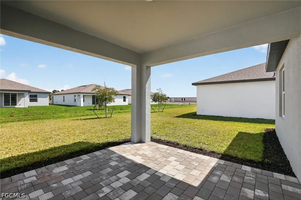 668 Lakeside Oasis Avenue Lehigh Acres FL 33936