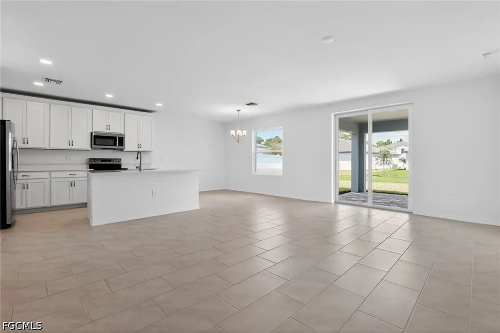 668 Lakeside Oasis Avenue Lehigh Acres FL 33936