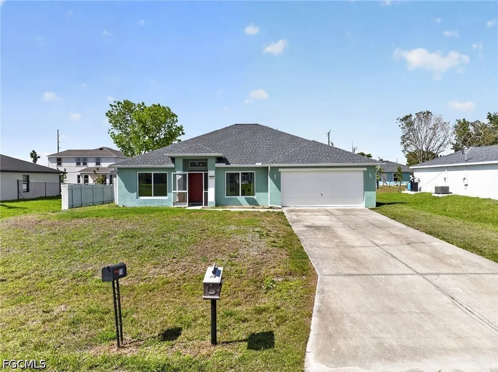 319 NE 23rd Street Cape Coral FL 33909