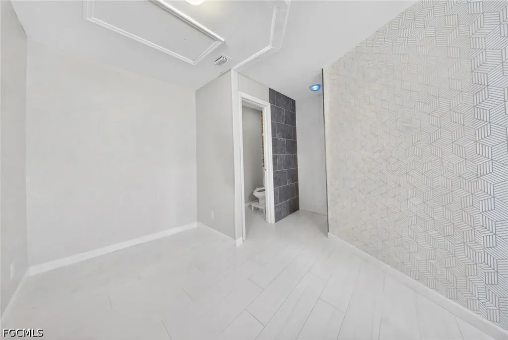 319 NE 23rd Street Cape Coral FL 33909