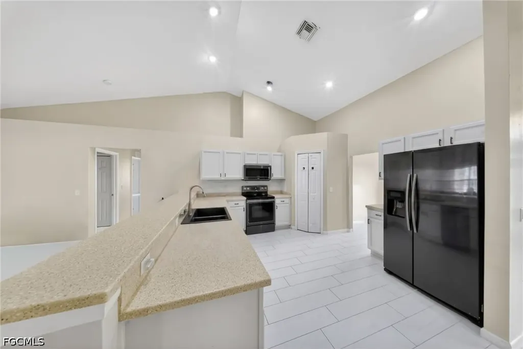 319 NE 23rd Street Cape Coral FL 33909