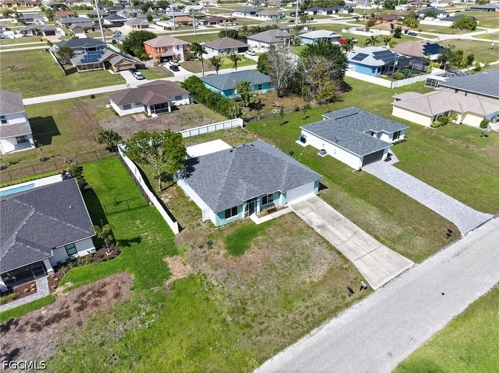 319 NE 23rd Street Cape Coral FL 33909