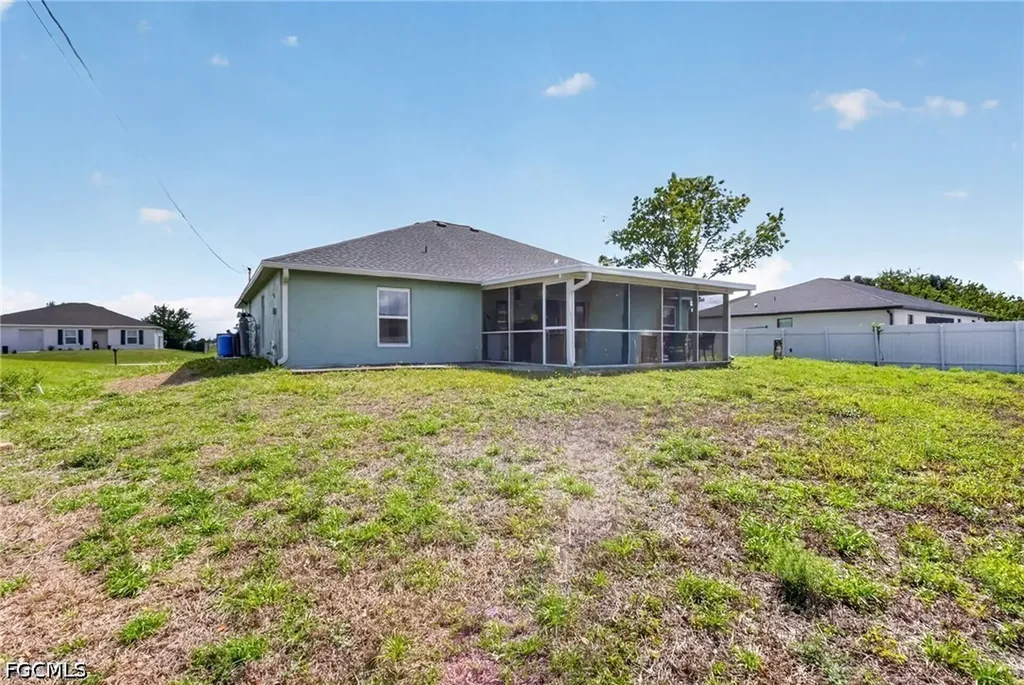 319 NE 23rd Street Cape Coral FL 33909