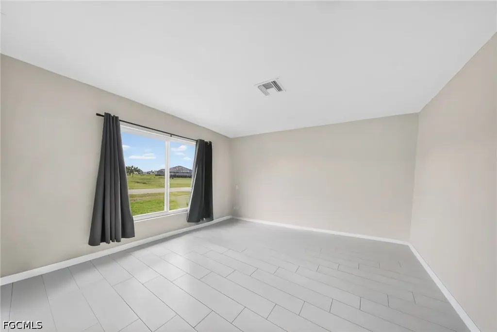 319 NE 23rd Street Cape Coral FL 33909