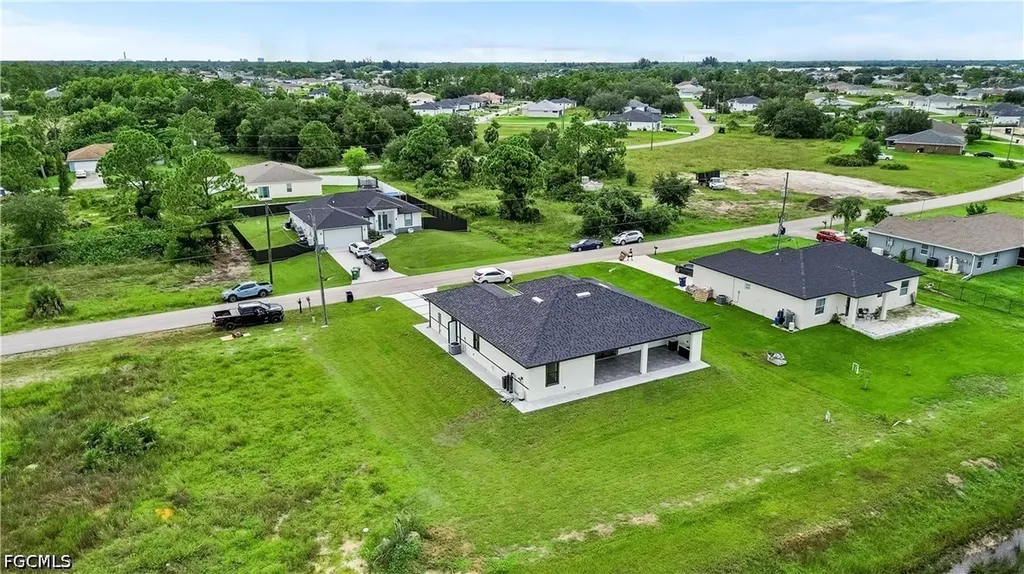 1904 Crawford Avenue N Lehigh Acres FL 33971