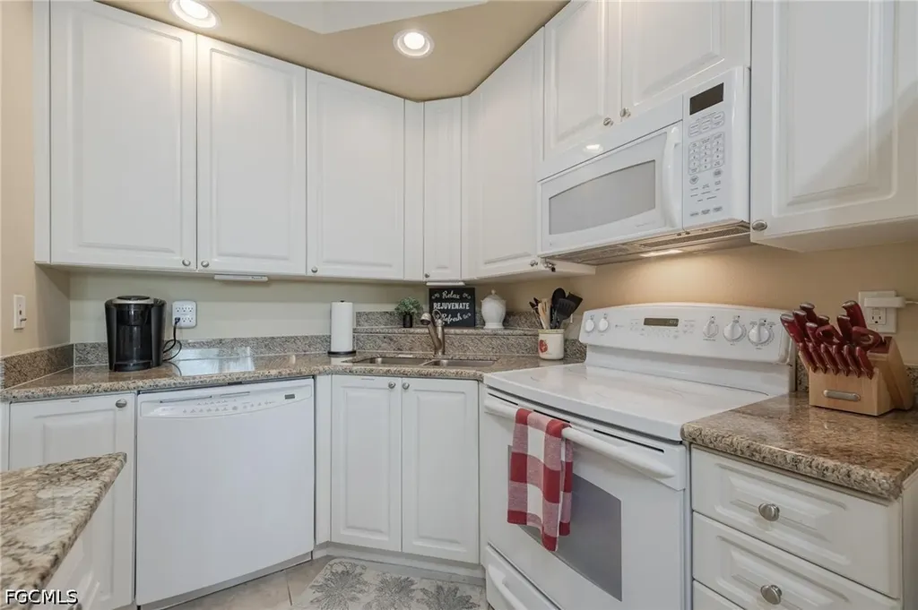 2825 Palm Beach Boulevard Fort Myers FL 33916