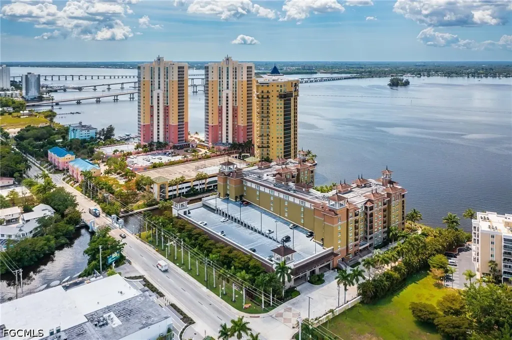 2825 Palm Beach Boulevard Fort Myers FL 33916