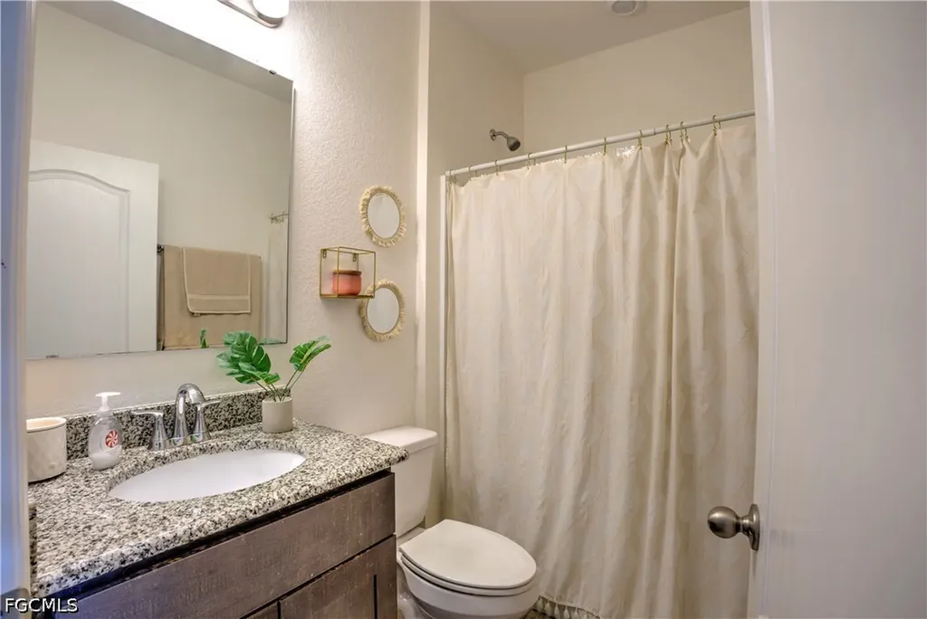 2118 SW 25th Terrace Cape Coral FL 33914