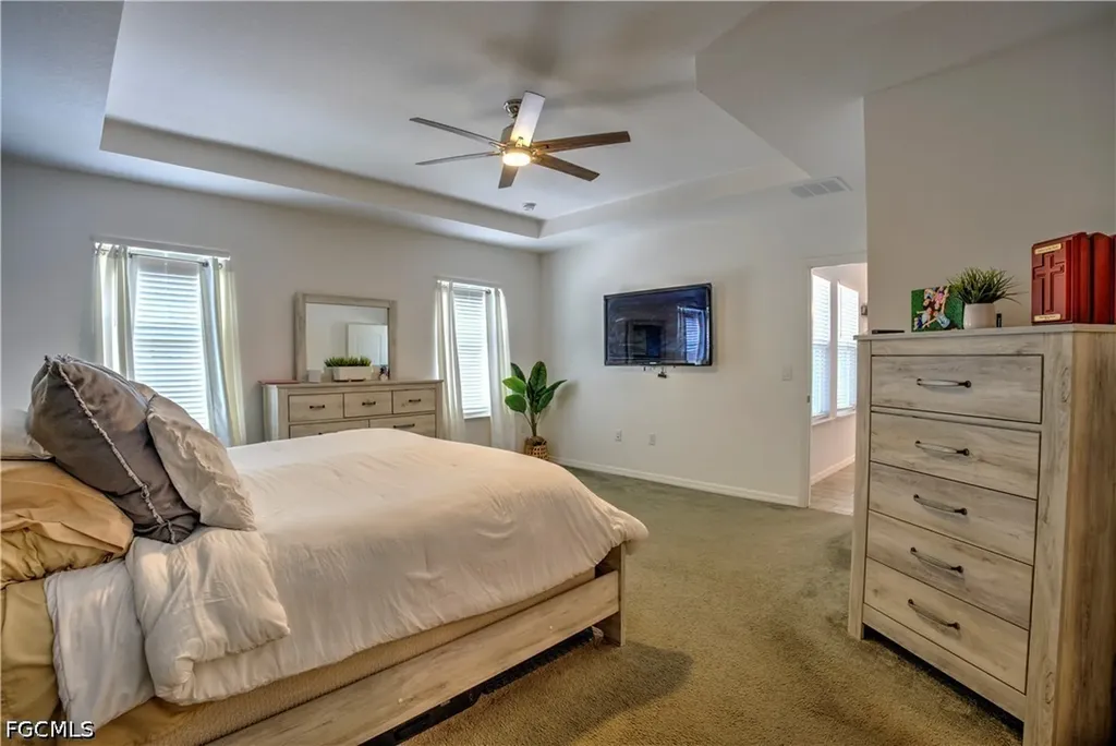 2118 SW 25th Terrace Cape Coral FL 33914
