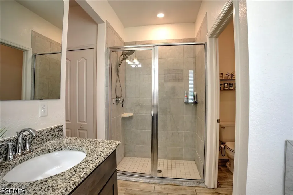 2118 SW 25th Terrace Cape Coral FL 33914