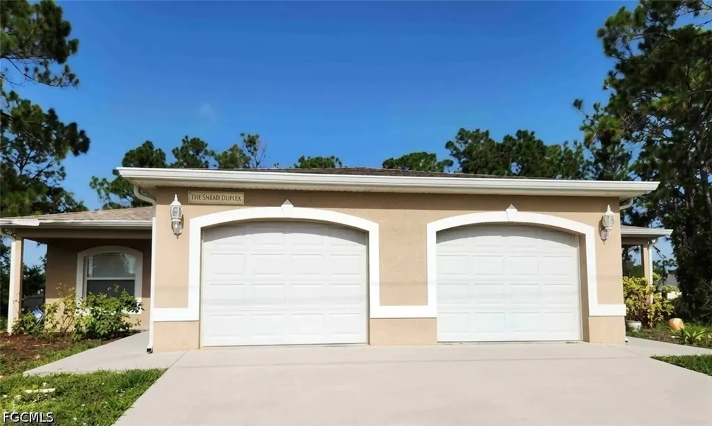 2118 Snead Drive Lehigh Acres FL 33973