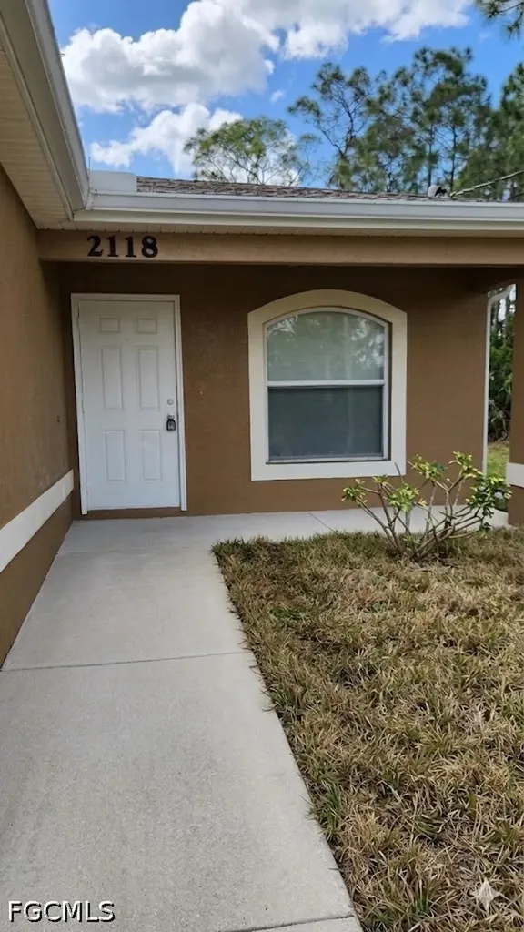 2118 Snead Drive Lehigh Acres FL 33973